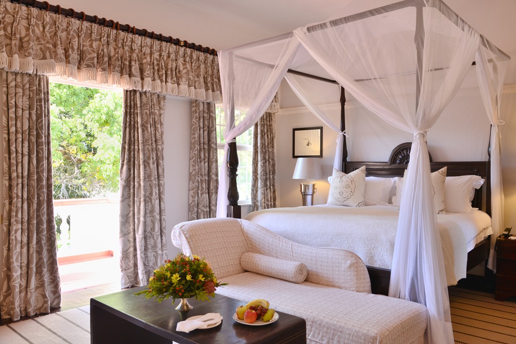 Honeymoon Suites  2  The Victoria Falls Hotel